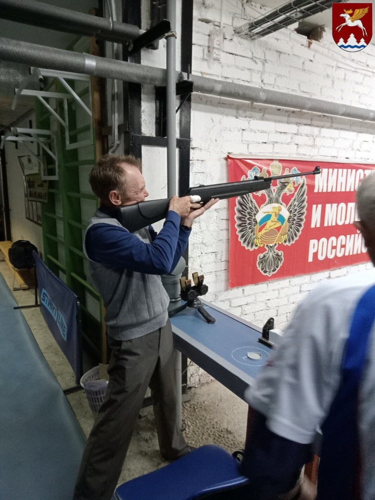 Авипов стрельба.jpg